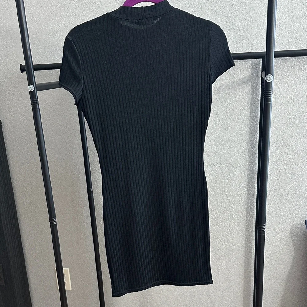 Boohoo Black Ribbed Mini Dress - Picture 3 of 4